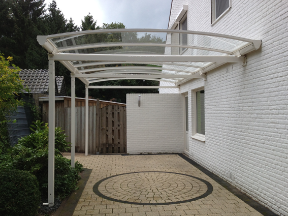 witte lange carport